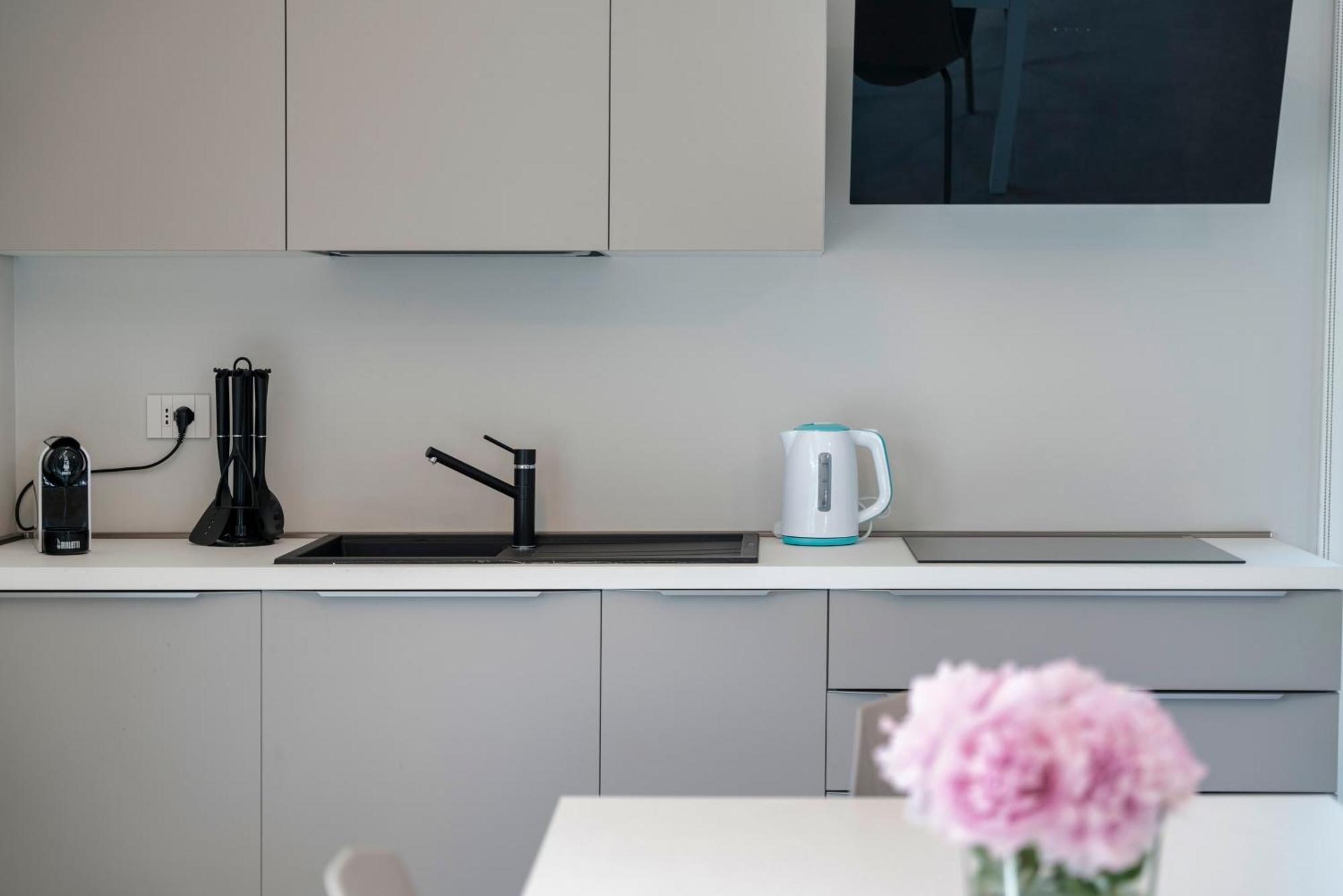 Malvezzi Apartments 데센자노델가르다 외부 사진