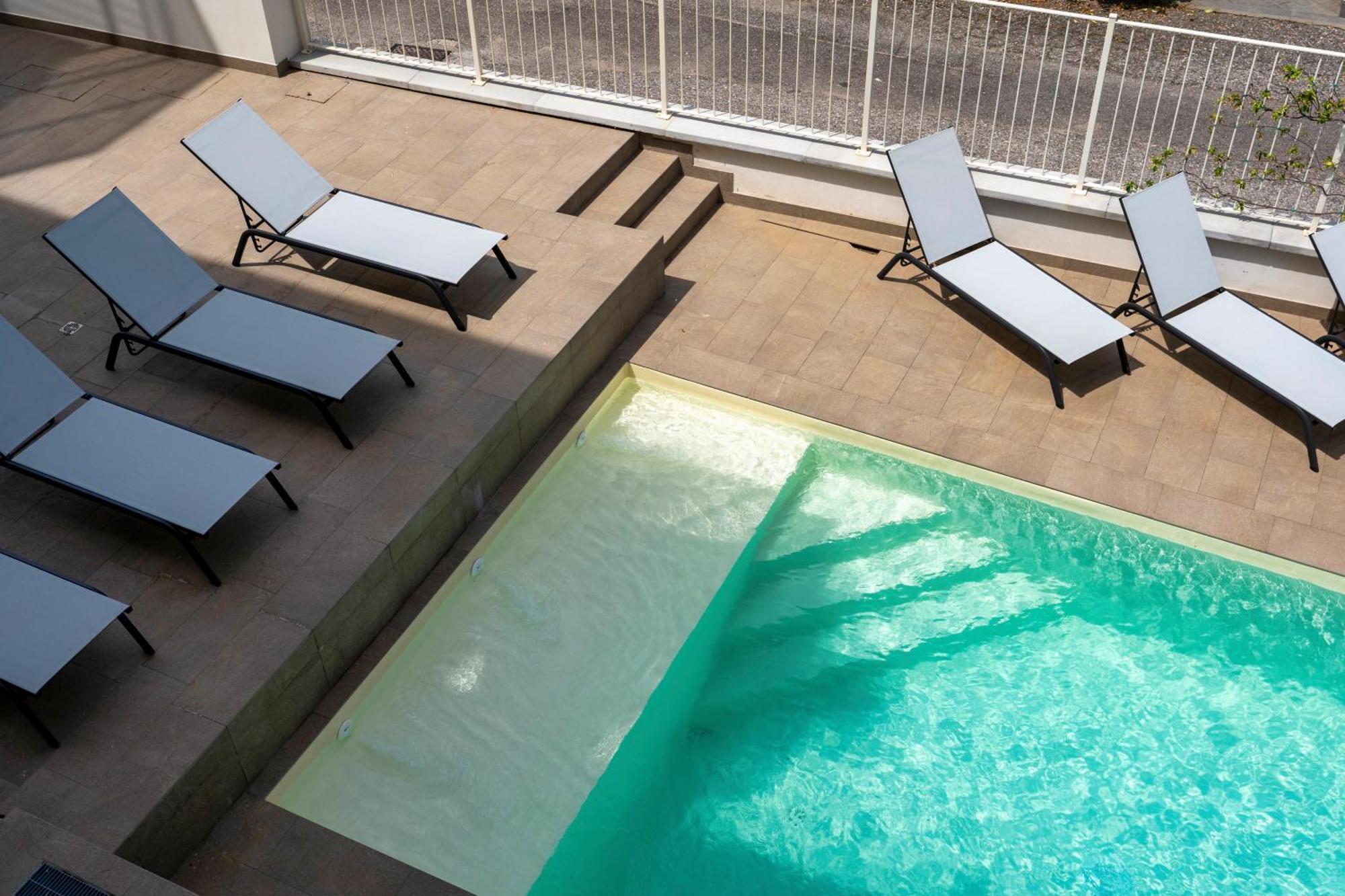 Malvezzi Apartments 데센자노델가르다 외부 사진