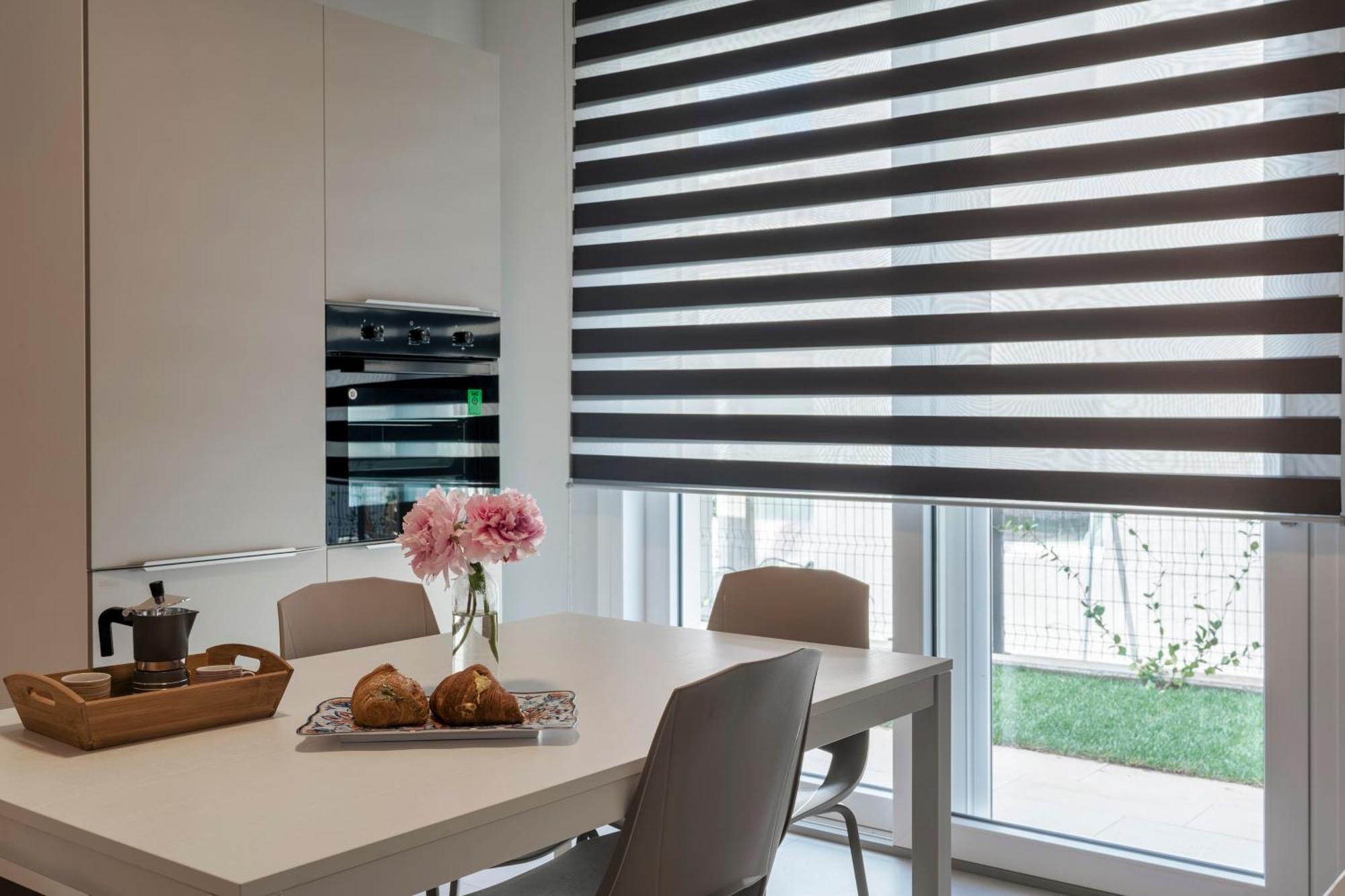 Malvezzi Apartments 데센자노델가르다 외부 사진
